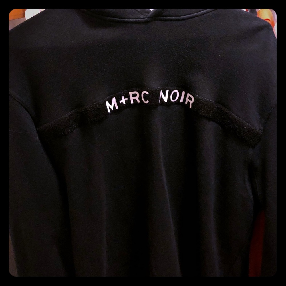 M+RC Noir